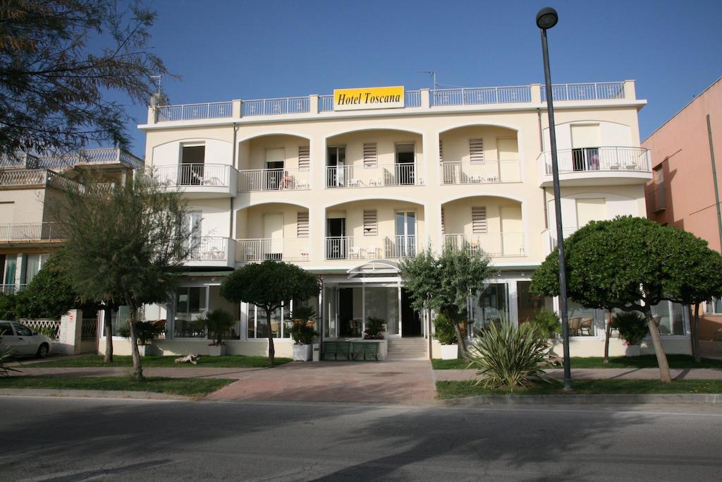 Hotel Toscana Marotta Zewnętrze zdjęcie