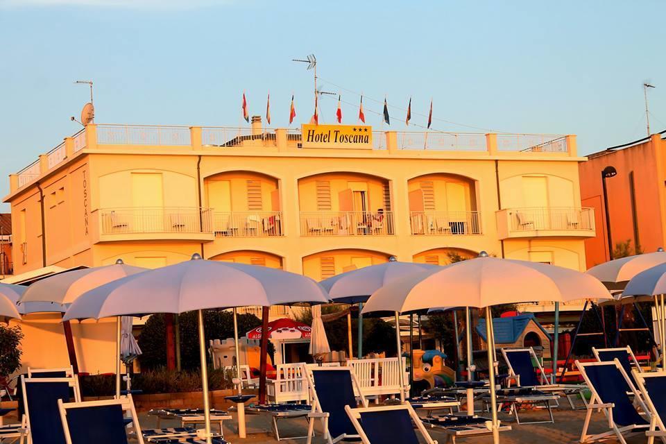 Hotel Toscana Marotta Zewnętrze zdjęcie